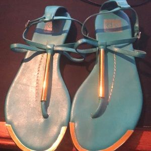 DV DOLCE VITA SANDALS